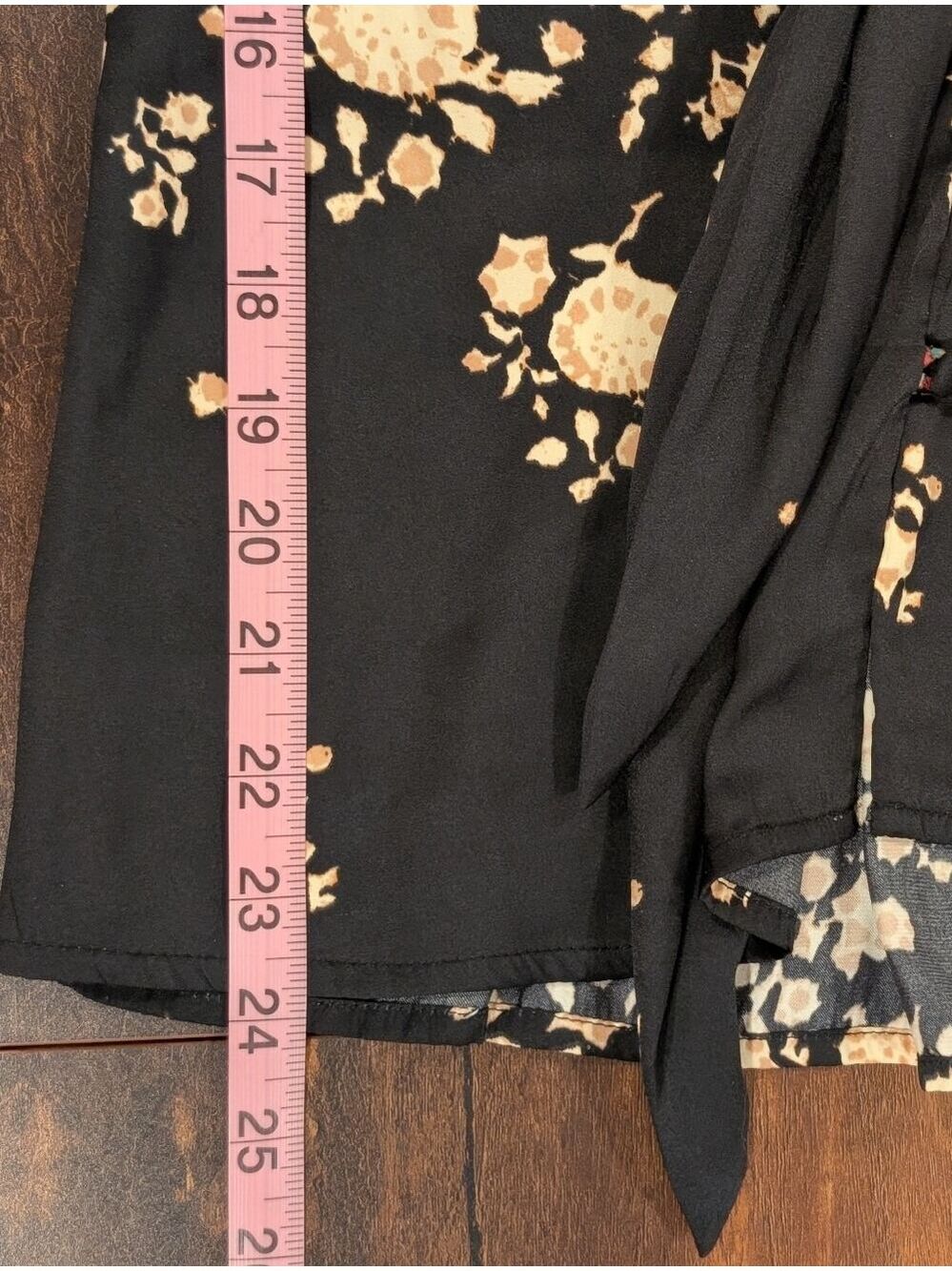 Free People "Night" V Neck ,Long Balloon Sleeves Blouse,Top Size Small - Picture 6 of 7
